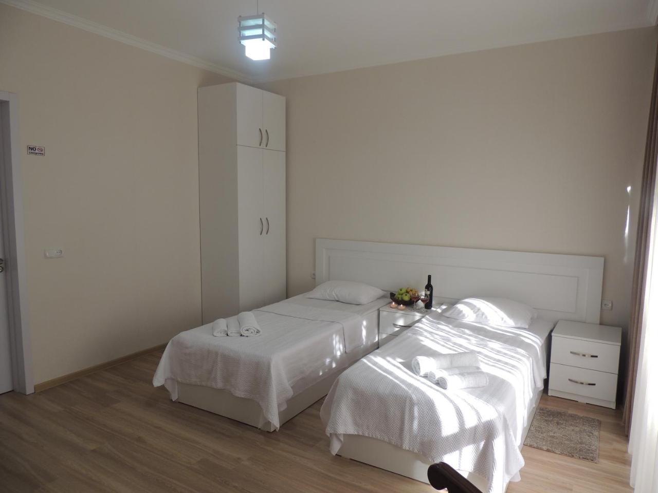 Old Town Bed & Breakfast Gori Luaran gambar