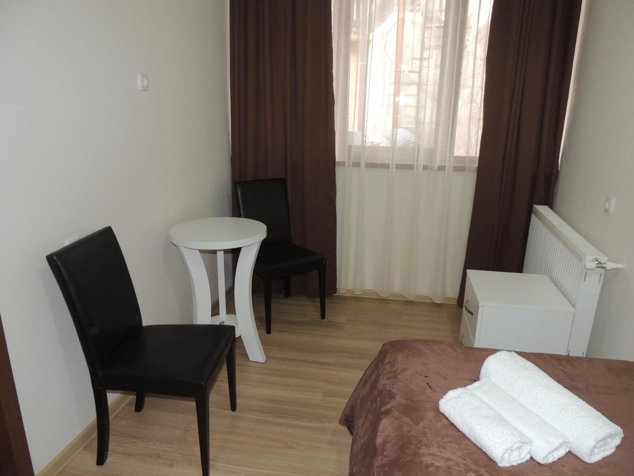Old Town Bed & Breakfast Gori Luaran gambar