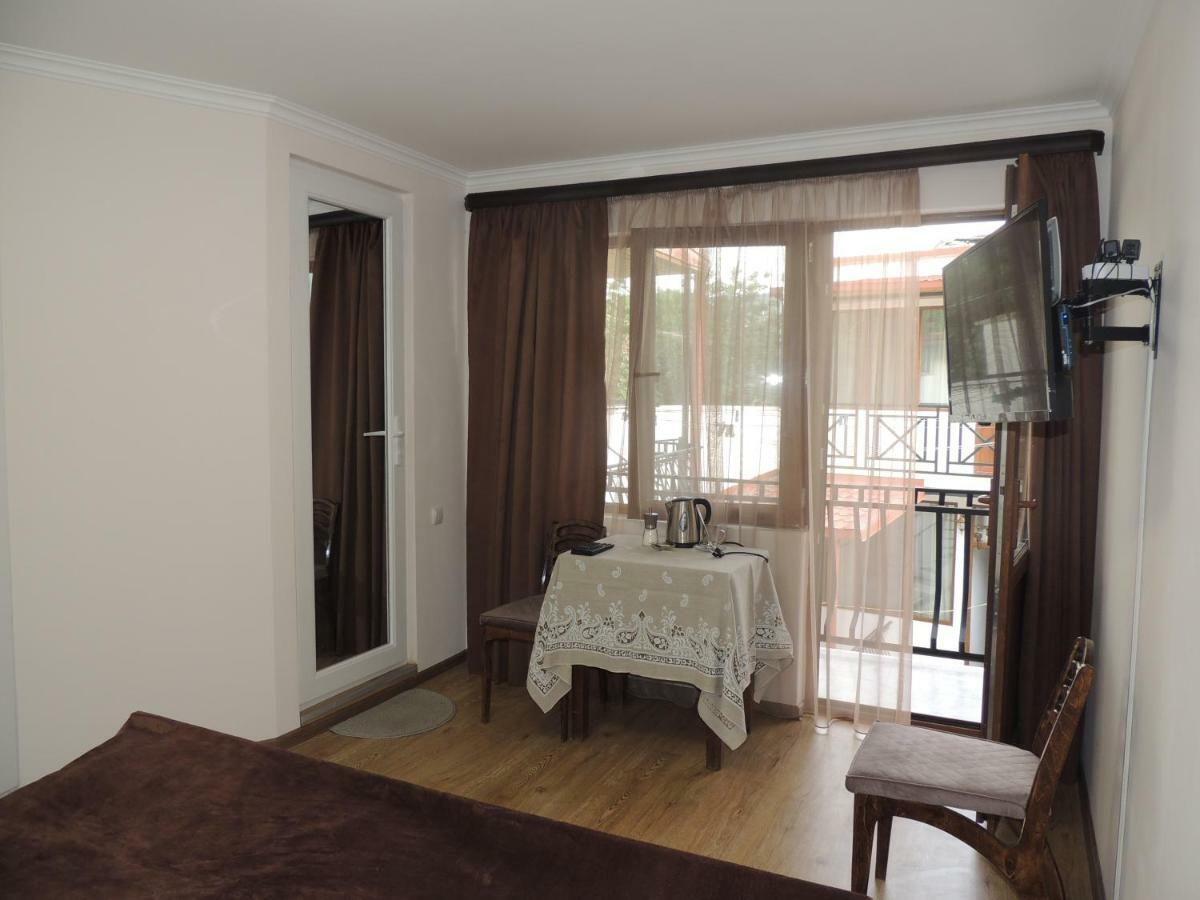 Old Town Bed & Breakfast Gori Luaran gambar